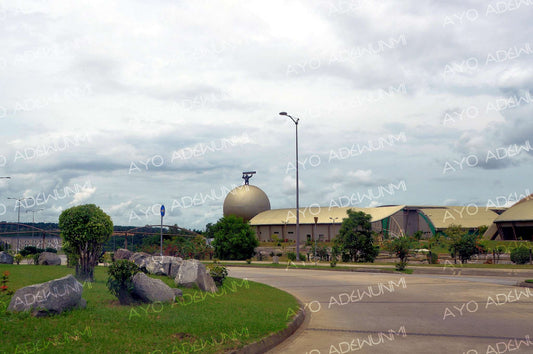 The Dome | Photography on Canvas | 183 × 122 cm