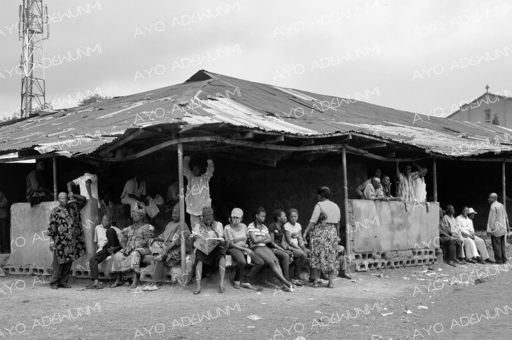 Ojúdé Àgbà | Photography on Canvas | 183 x 122 cm