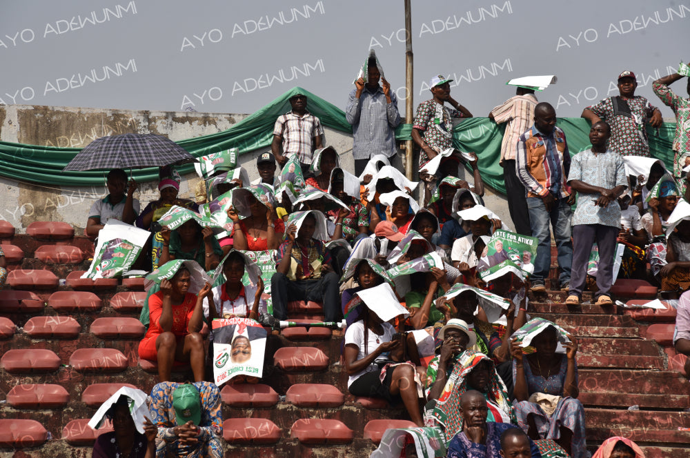 Endurance | Photography on Canvas | 183 x 122 cm