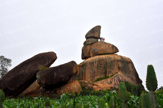 Ìpò Ìbalẹ̀ (The Place of Balance) |  Photography on Canvas | 183 × 122 cm